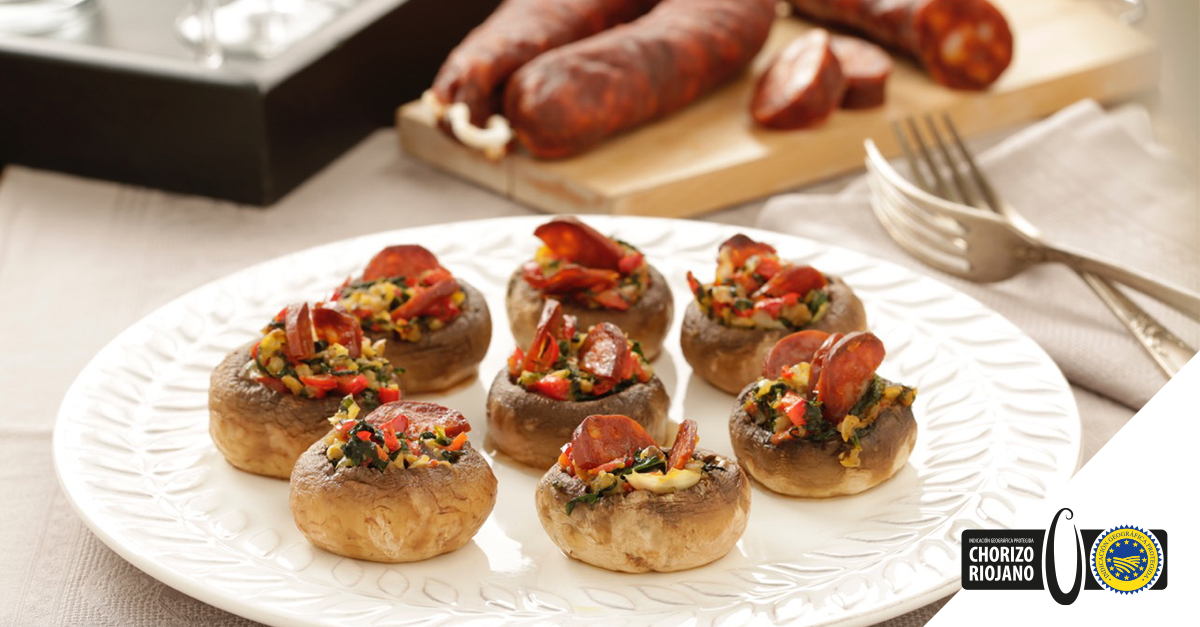 Champiñones rellenos con chorizo
